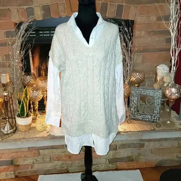 Rachel and Zoe Tunic - Picture 1 of 3